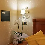 Vatican 3*