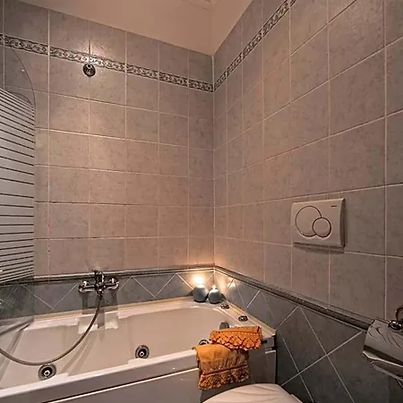 Vatican Bed & Breakfast 3*